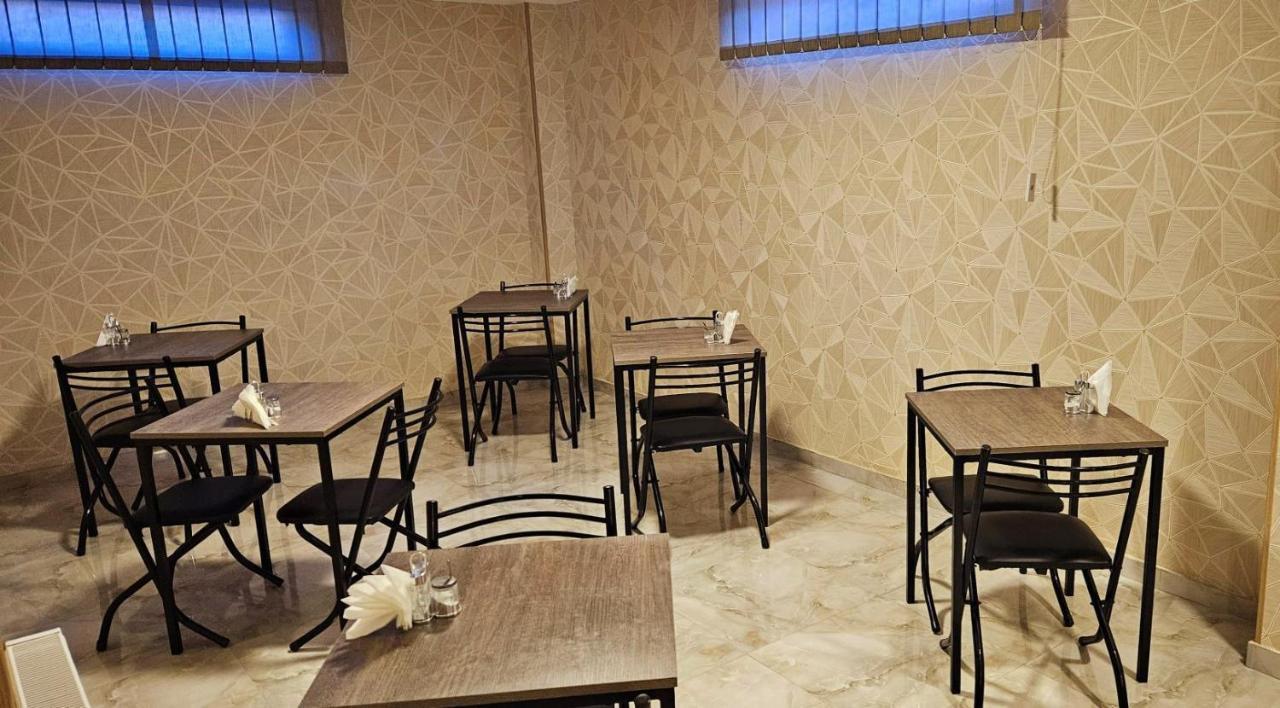 Sierra Hotel Tbiliszi Kültér fotó