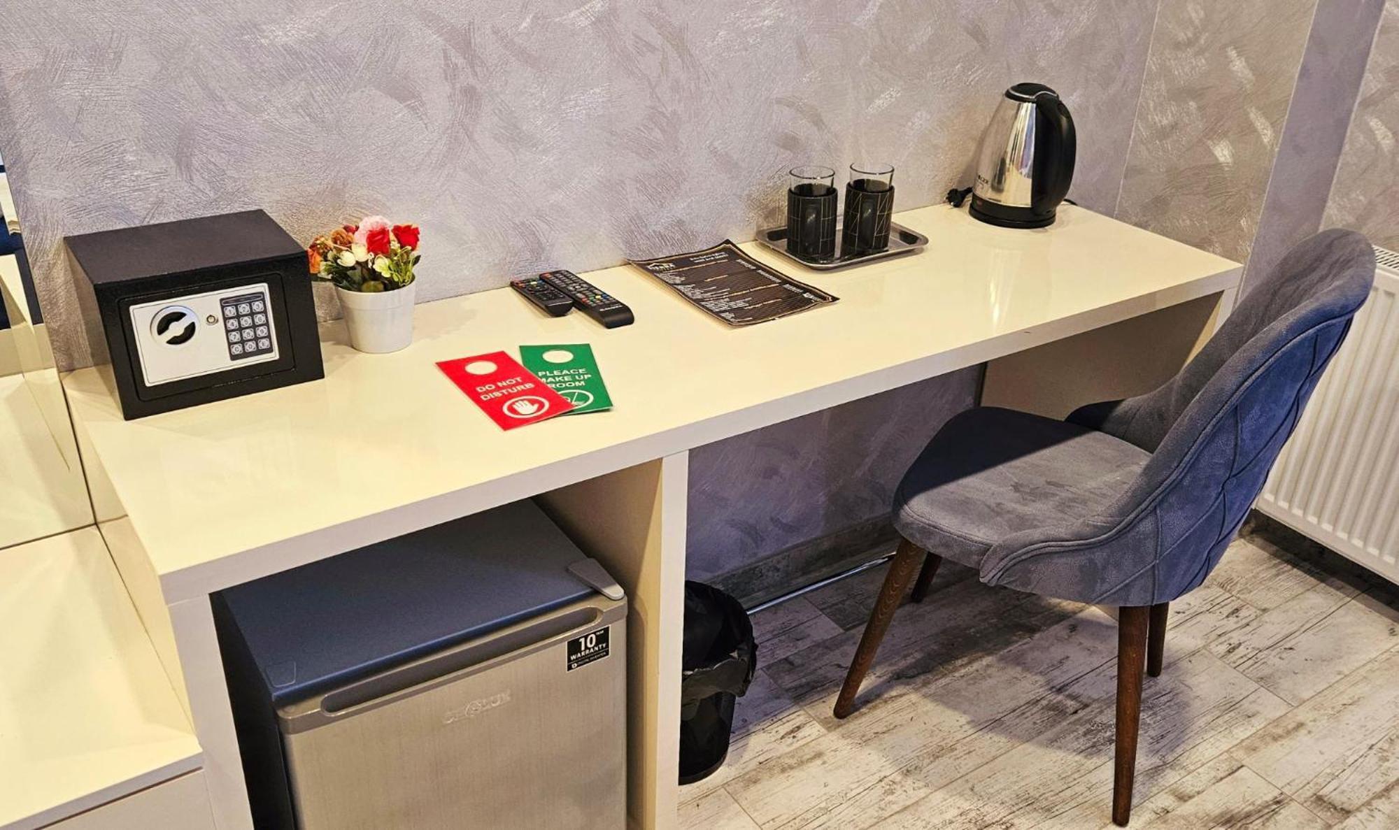 Sierra Hotel Tbiliszi Kültér fotó