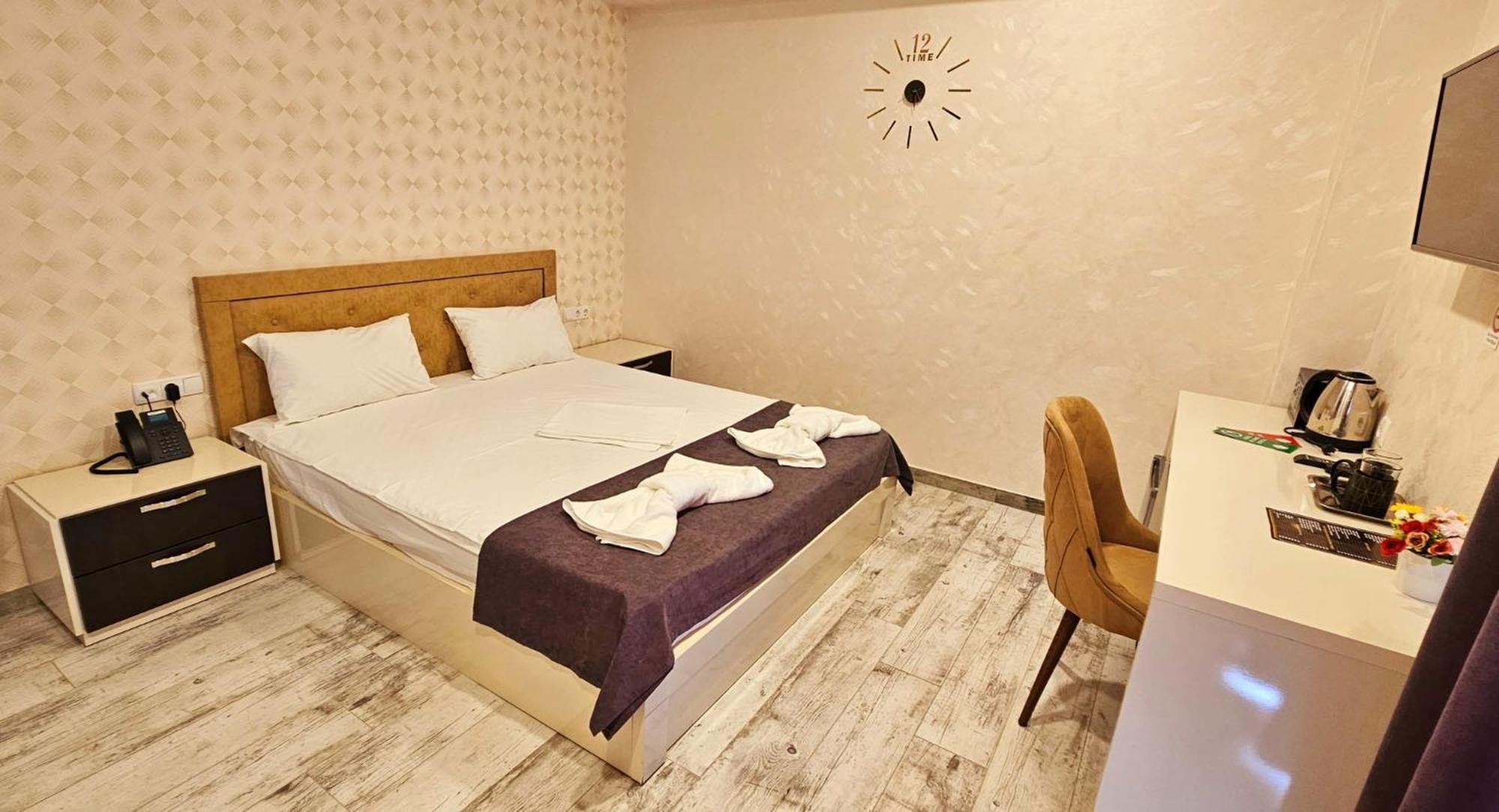 Sierra Hotel Tbiliszi Kültér fotó