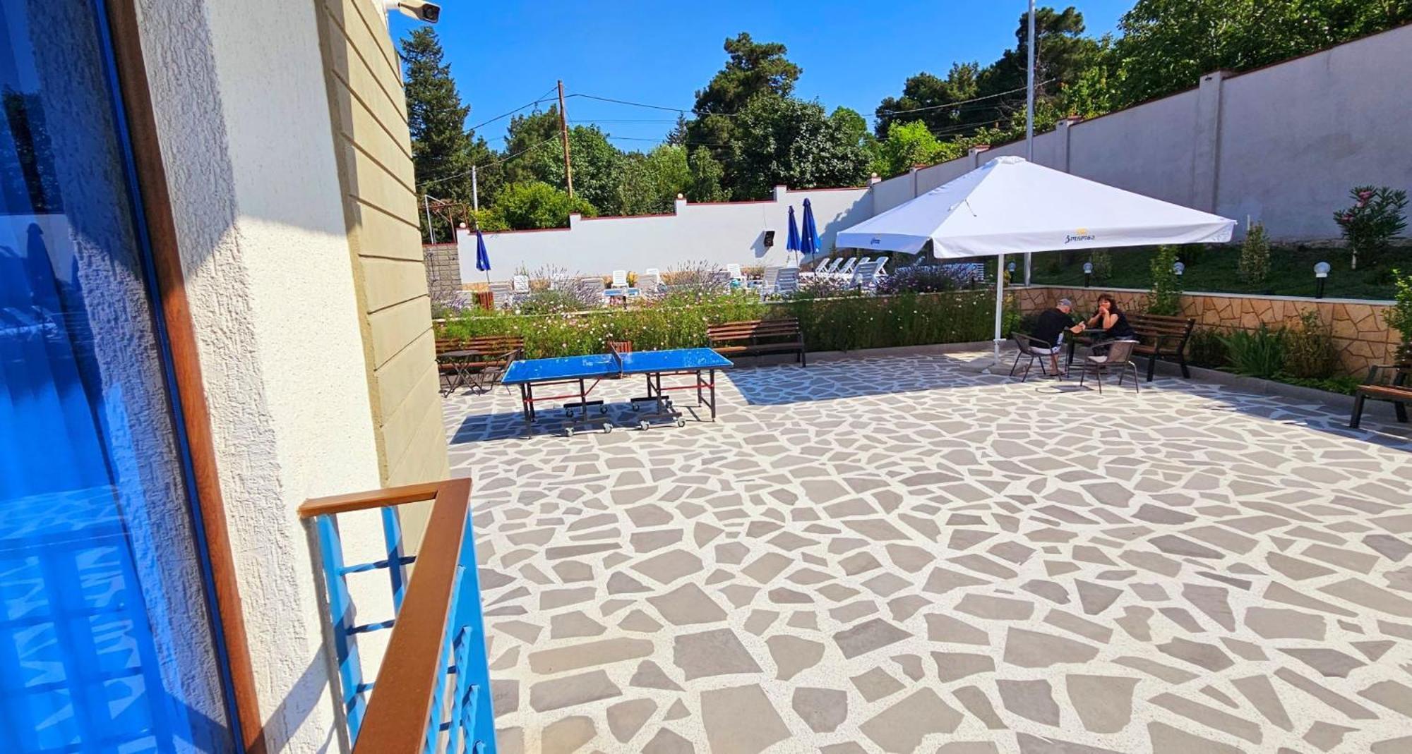 Sierra Hotel Tbiliszi Kültér fotó
